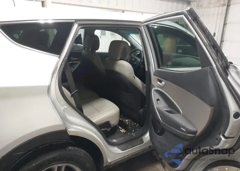 2017 Hyundai Santa Fe Sport 2.4L z USA, uszkodzony, nr VIN 5XYZT3LB8HG496832